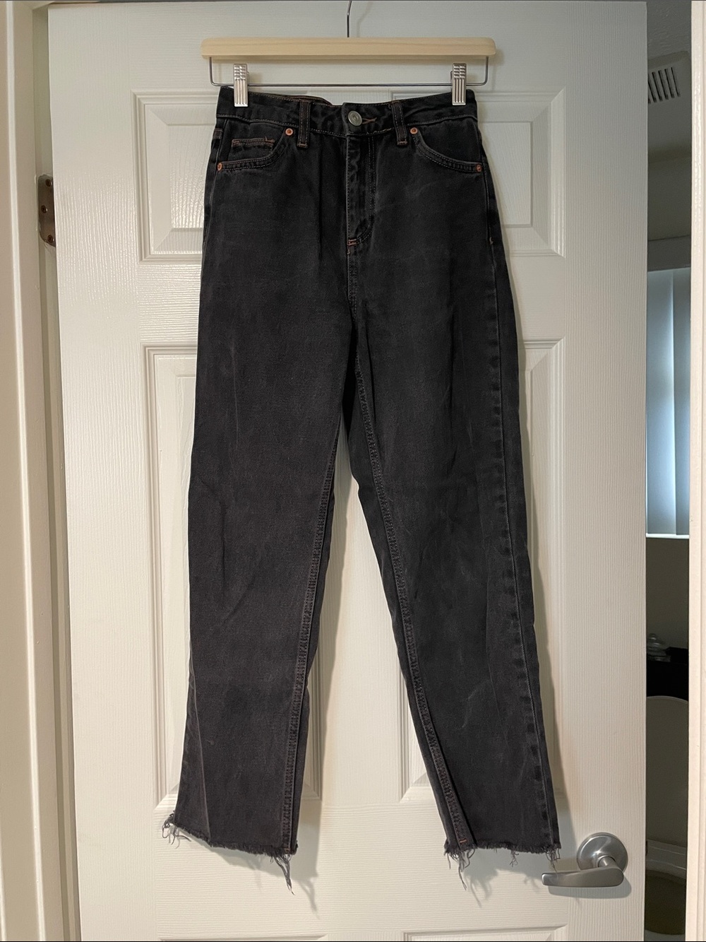 BDG Cropped Black Washed Boyfriend Jeans